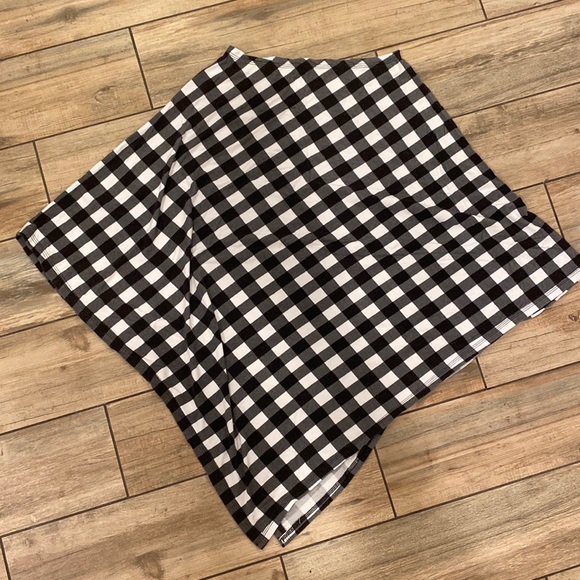 Gingham Breastfeeding Cover - Picture 1 of 1